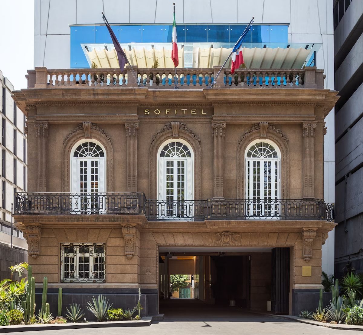 Sofitel Mexico City Reforma modern high-rise luxury hotel with panoramic city views, spa, rooftop pool, refined French-style design, and fine dining
